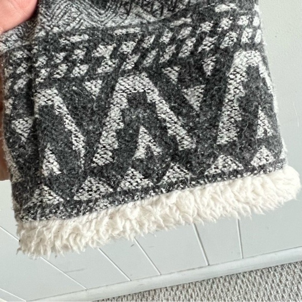 Gray Patterned Women's Jacket - image 5